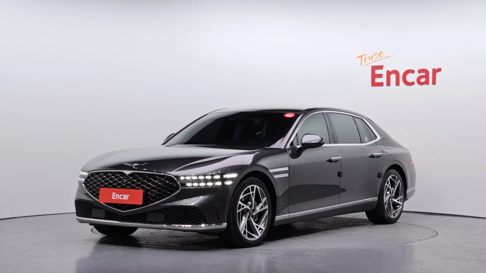 2022 Genesis G90