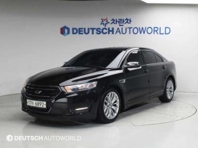 2014 Ford Taurus