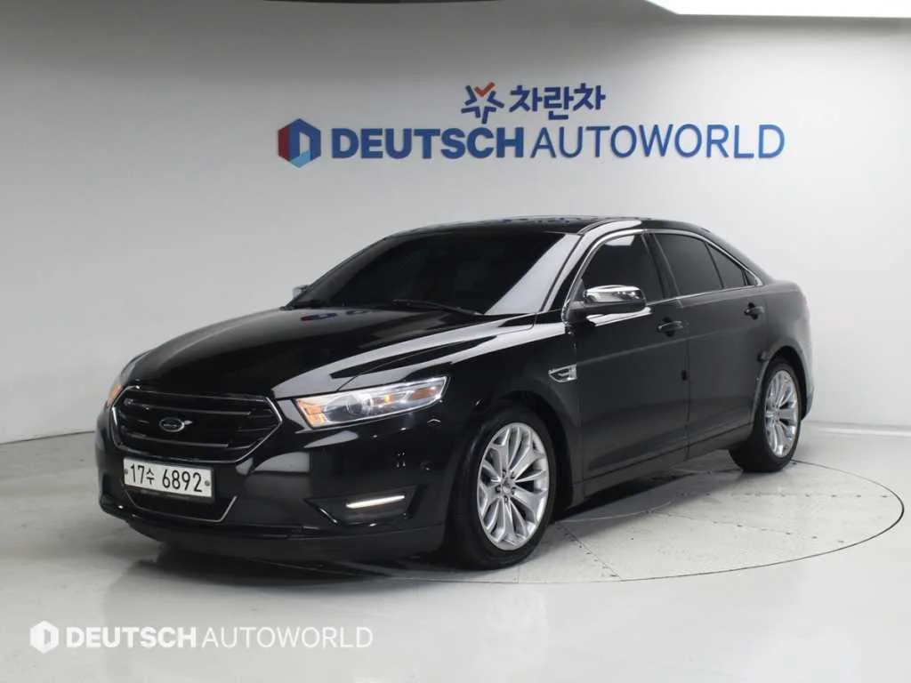 2014 Ford Taurus