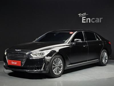 2018 Genesis EQ900