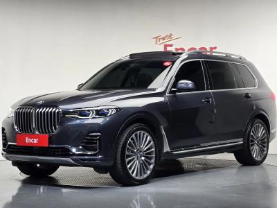 2021 BMW X7