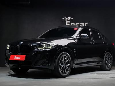 2022 BMW X4