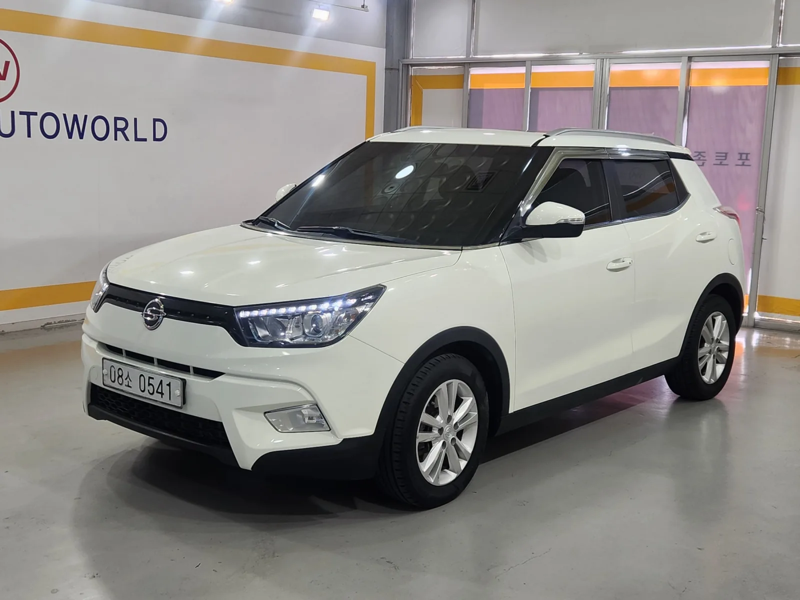 2017 KG Mobility TIBOLI