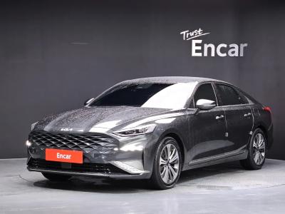 2022 Kia K8