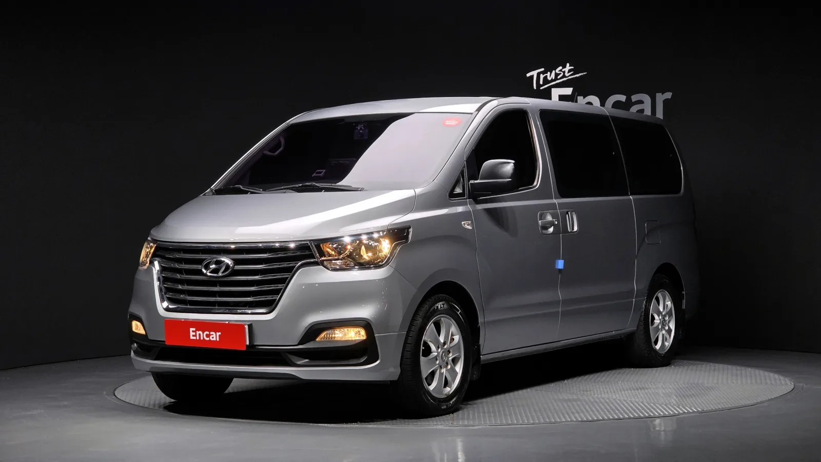 2020 Hyundai Starex