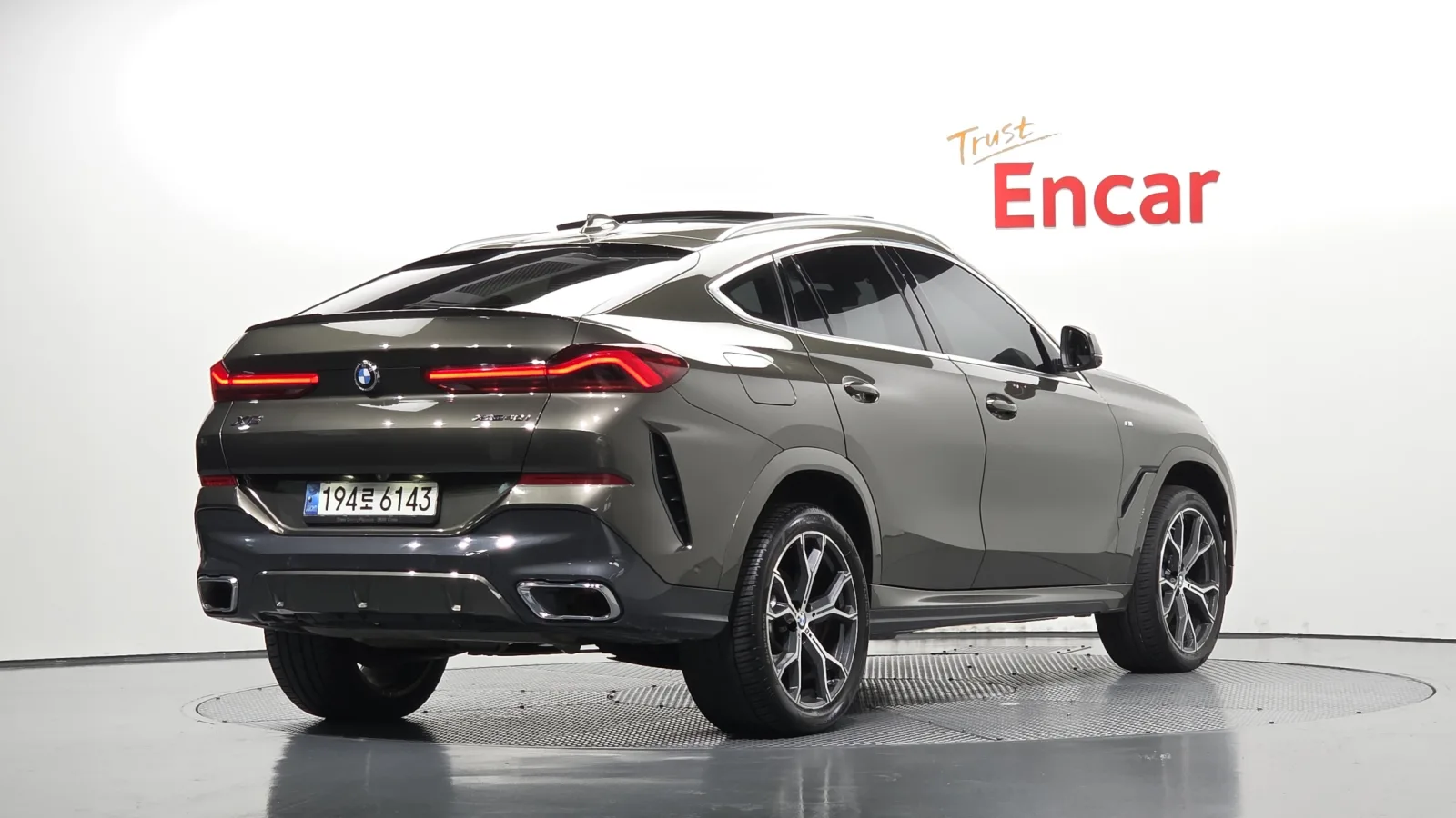 2022 BMW X6