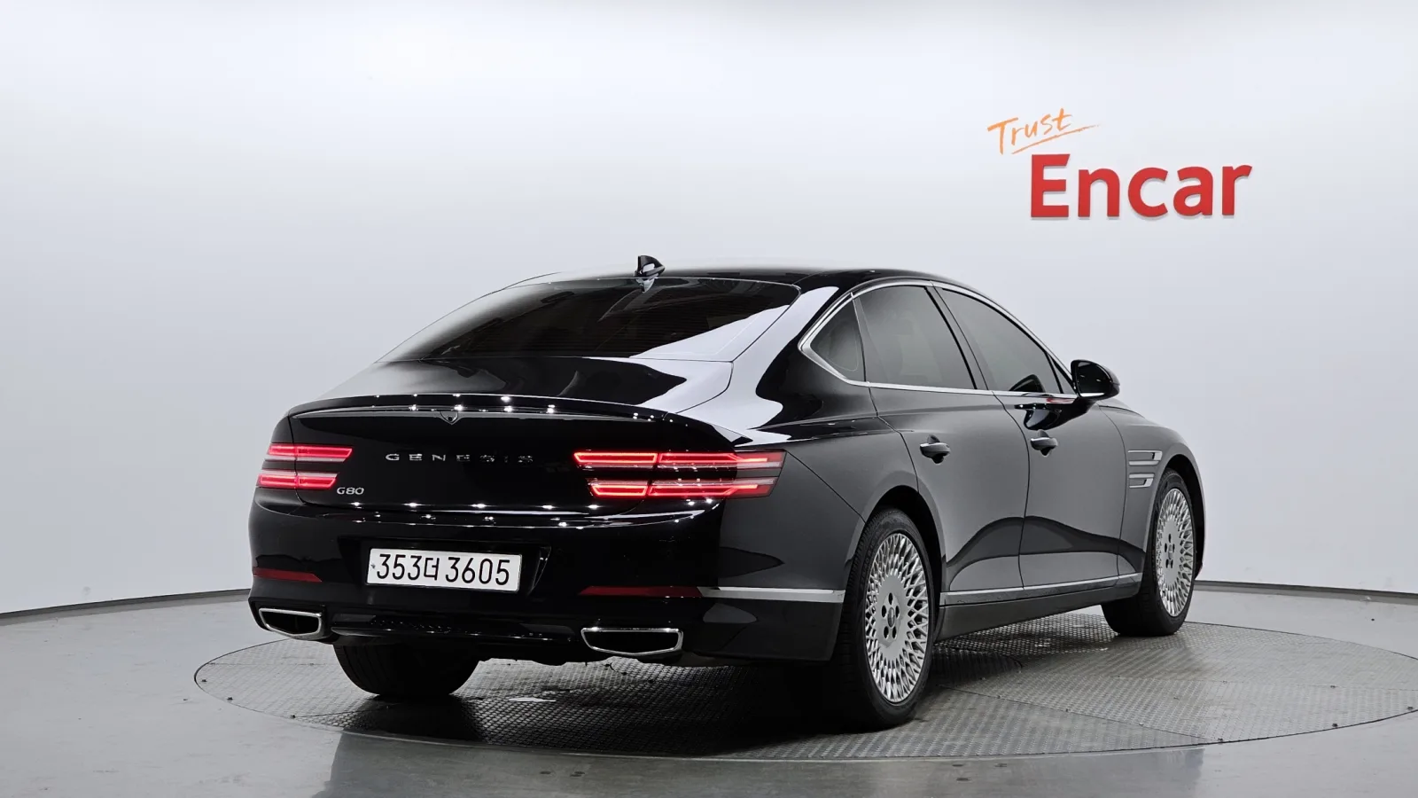2023 Genesis G80