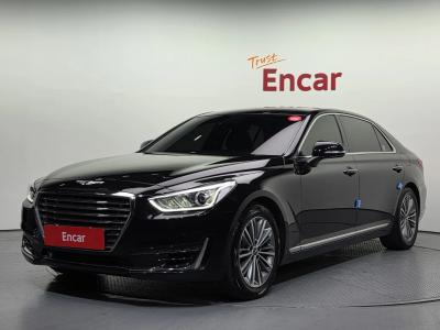 2018 Genesis EQ900