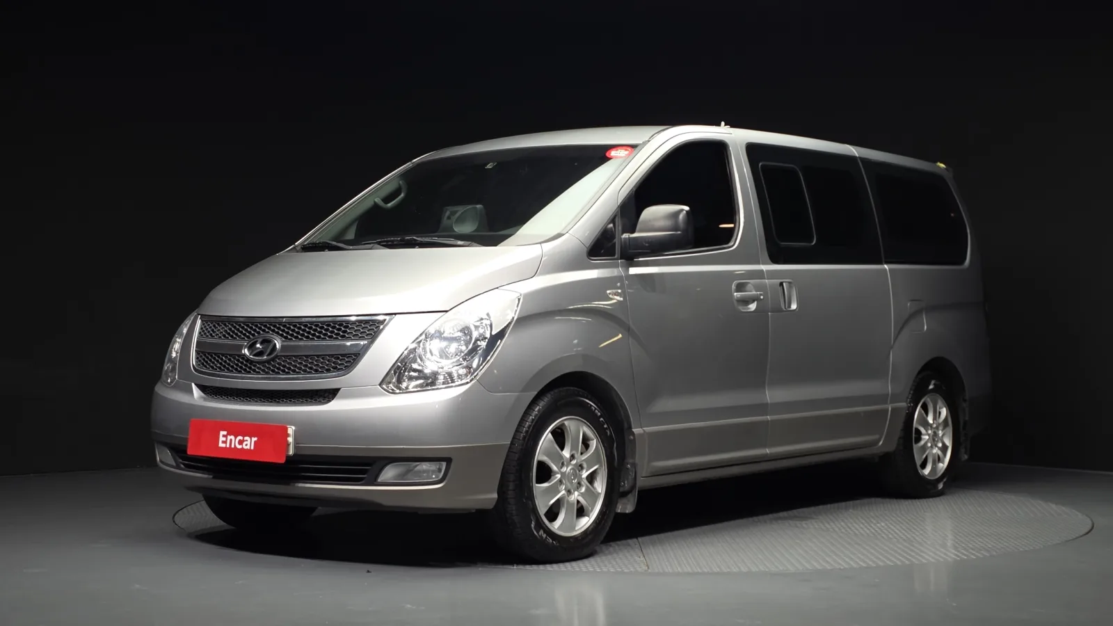 2012 Hyundai Starex