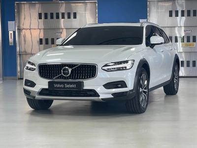 2025 Volvo V90