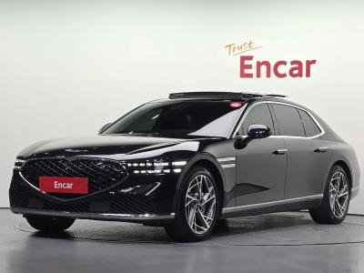 2022 Genesis G90