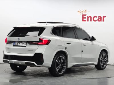 2024 BMW X1