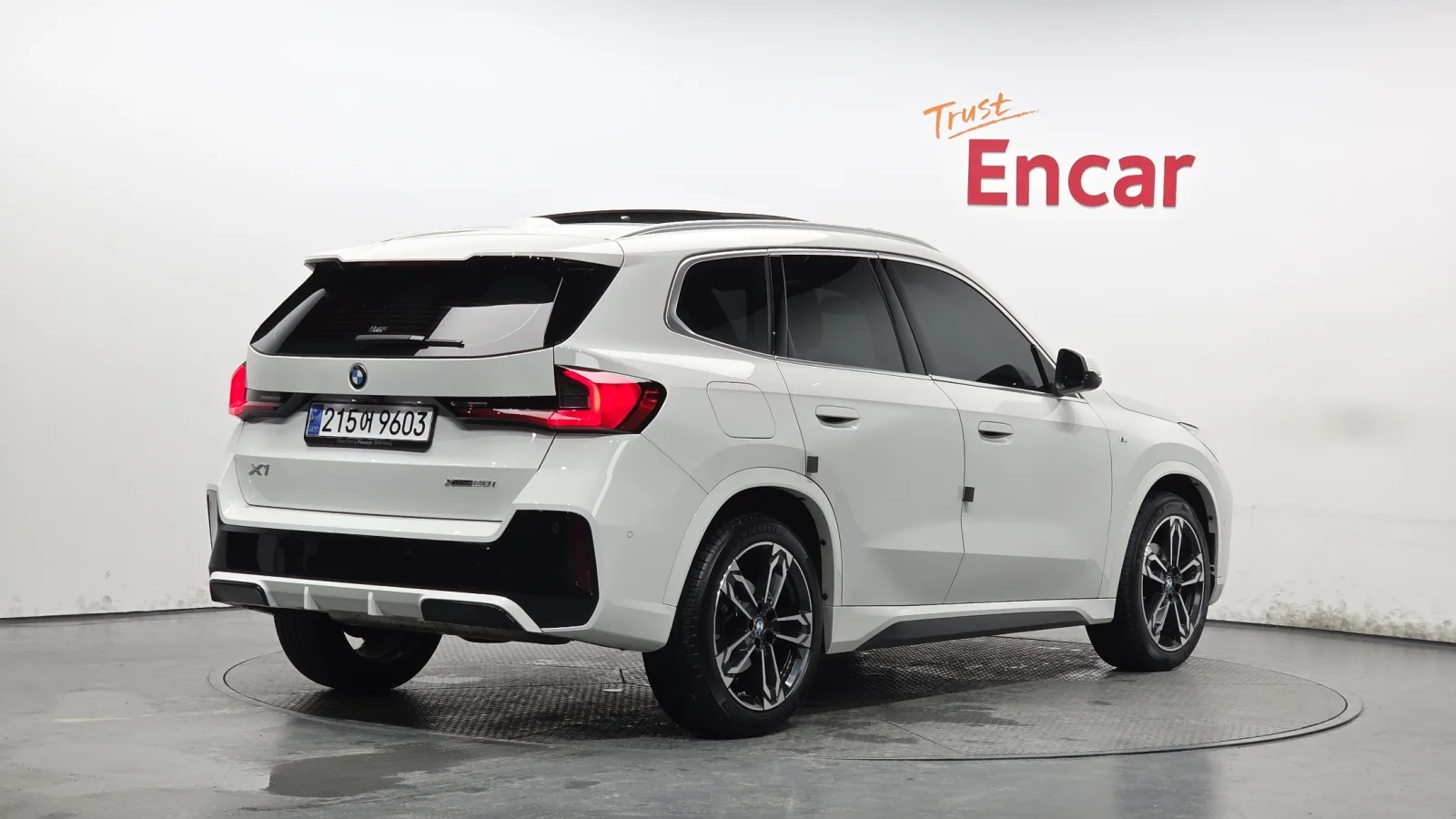 2024 BMW X1