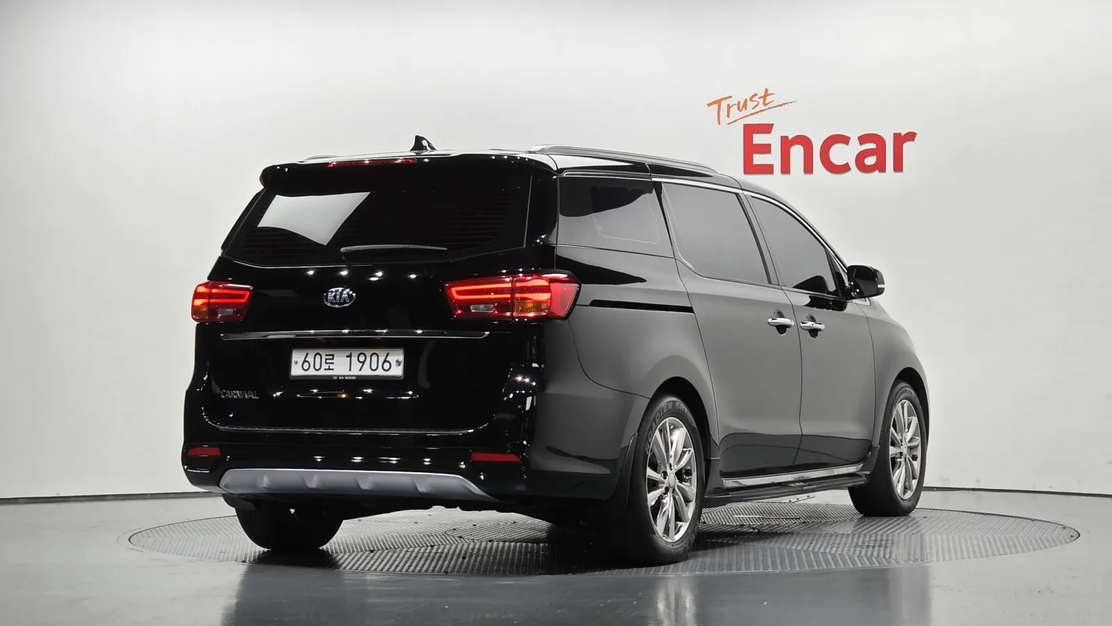 2019 Kia Carnival