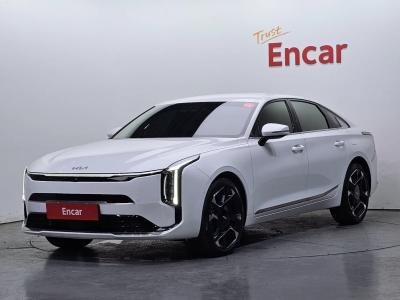 2026 Kia K8