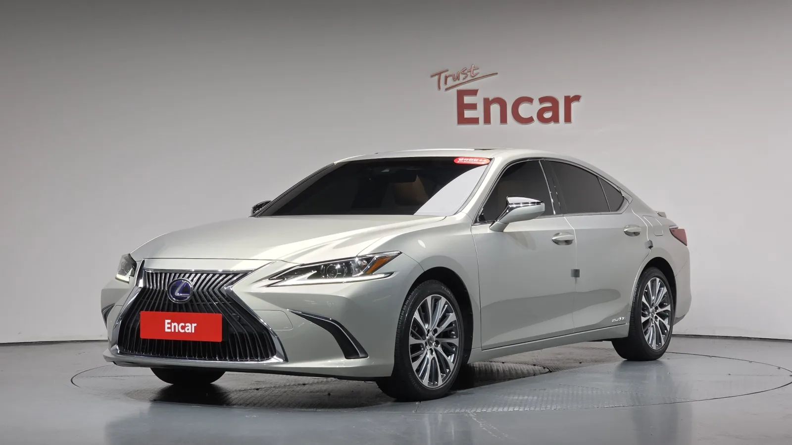 2019 Lexus ES