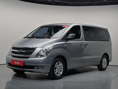 2013 Hyundai Starex
