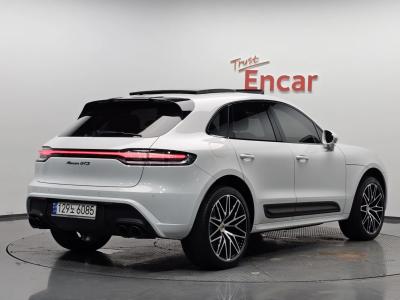 2023 Porsche Macan