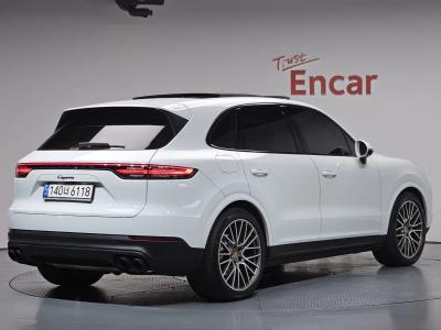 2023 Porsche Cayenne