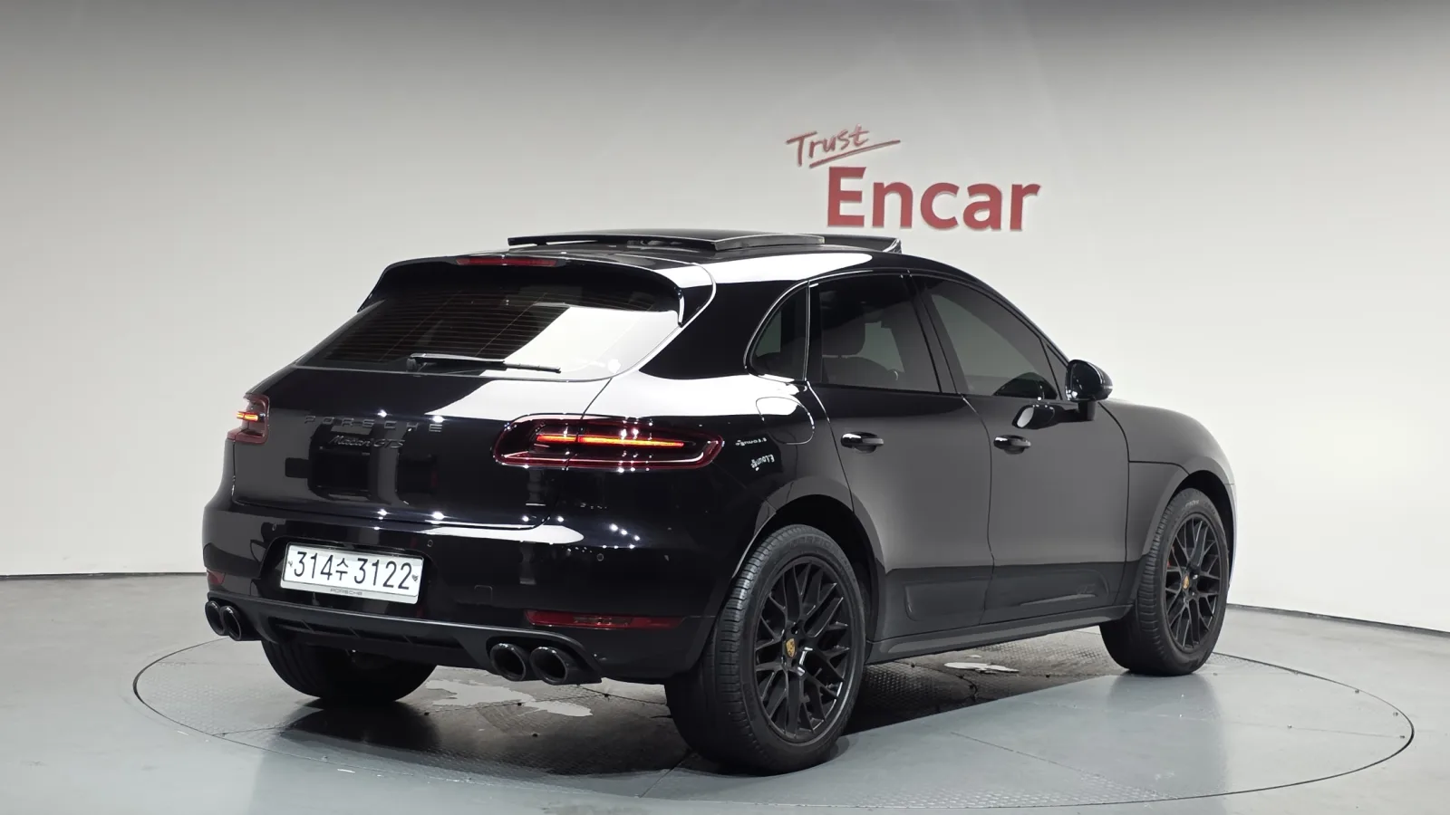2018 Porsche Macan