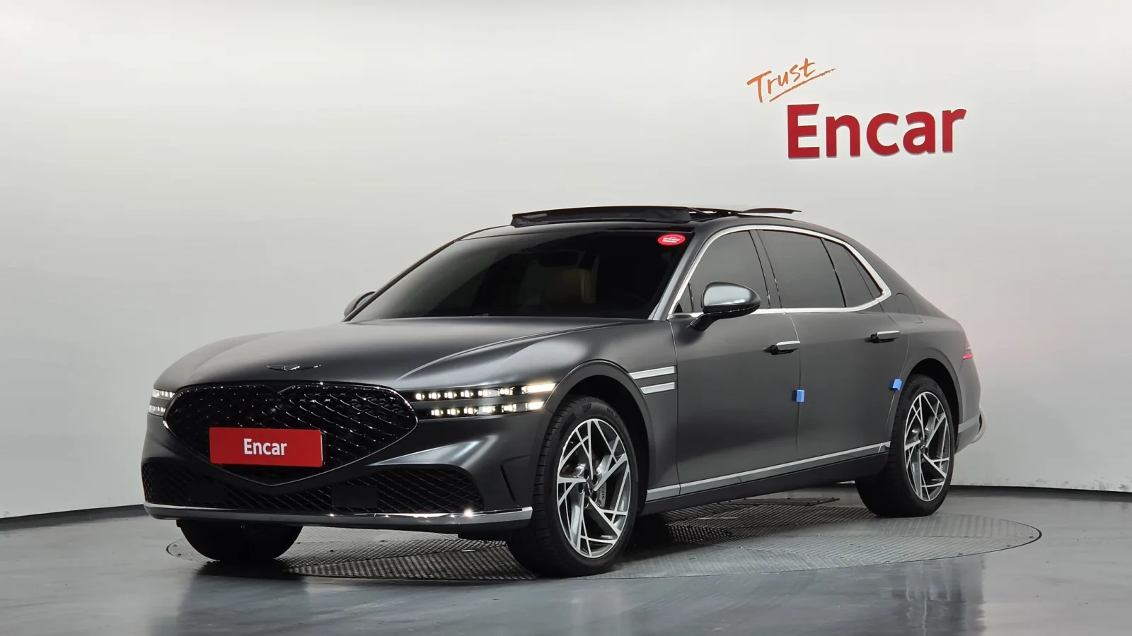2022 Genesis G90
