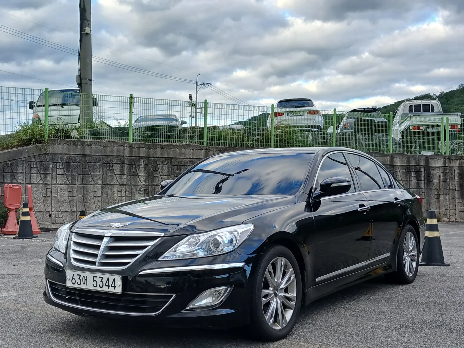 2012 Hyundai Genesis