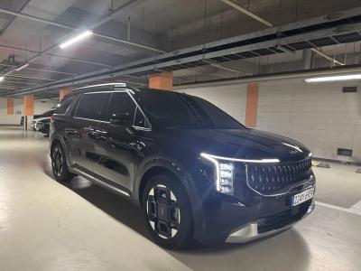2025 Kia Carnival
