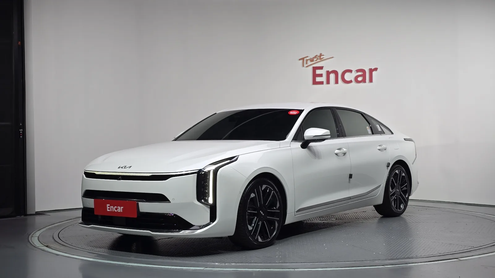 2025 Kia K8
