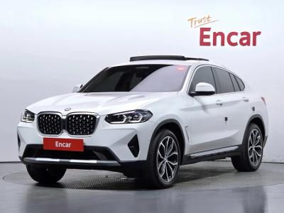 2025 BMW X4