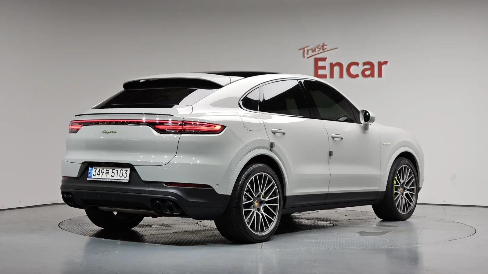2023 Porsche Cayenne