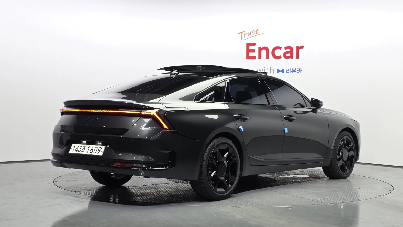 2025 Kia K8