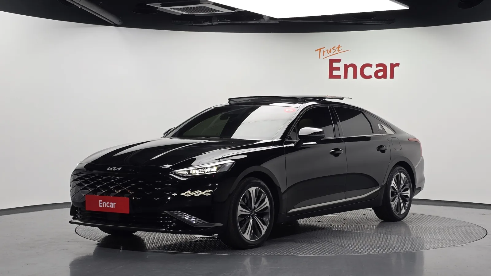 2022 Kia K8