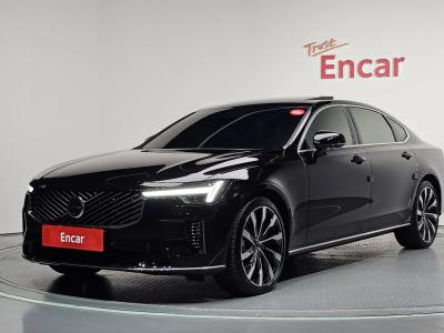2026 Volvo S90
