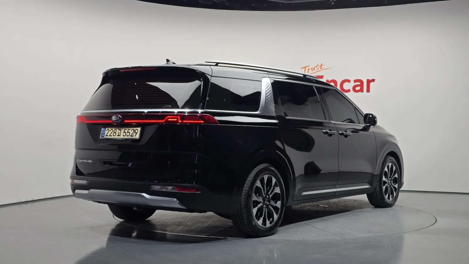2021 Kia Carnival