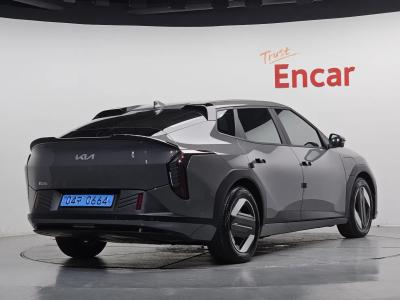 2027 Kia EV4
