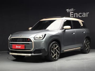 2025 MINI Countryman