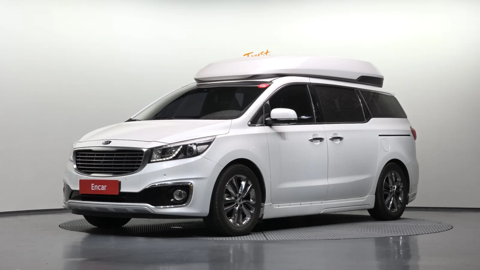 2017 Kia Carnival