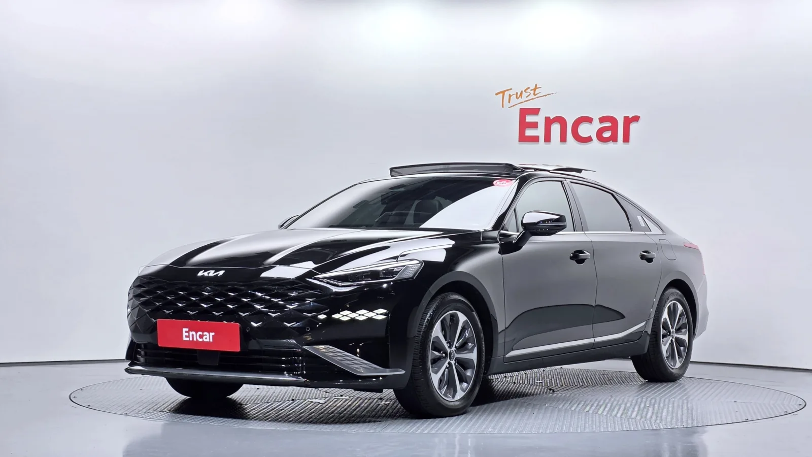 2023 Kia K8