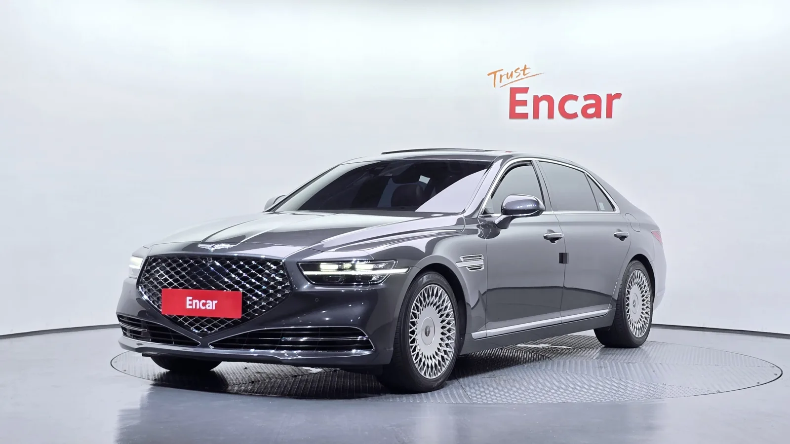 2019 Genesis G90