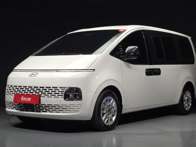 2025 Hyundai Staria