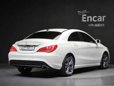 2016 Mercedes-Benz CLA-Class