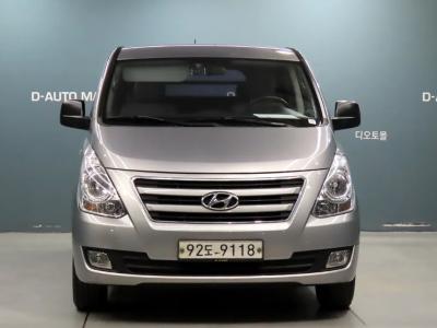 2017 Hyundai Starex