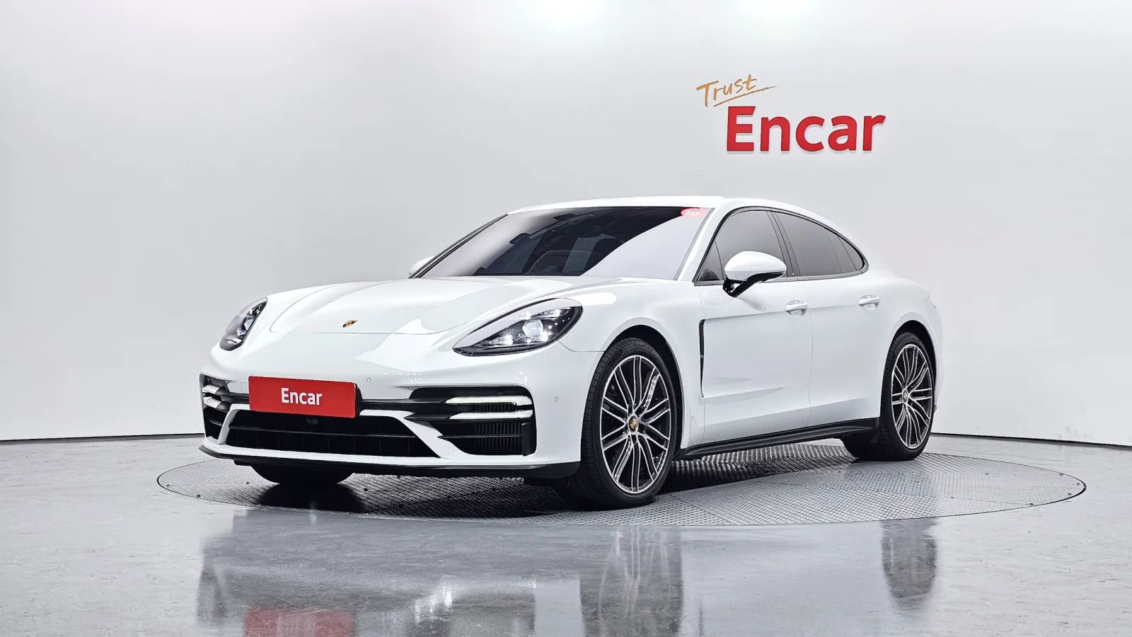2021 Porsche Panamera