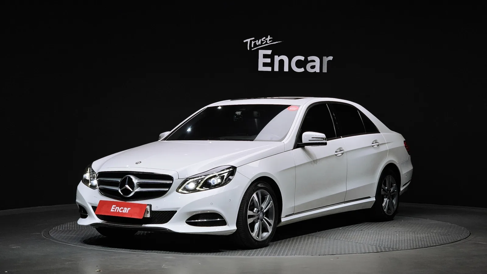 2016 Mercedes-Benz E-Class