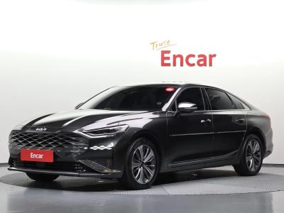 2022 Kia K8