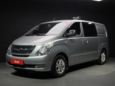 2016 Hyundai Starex