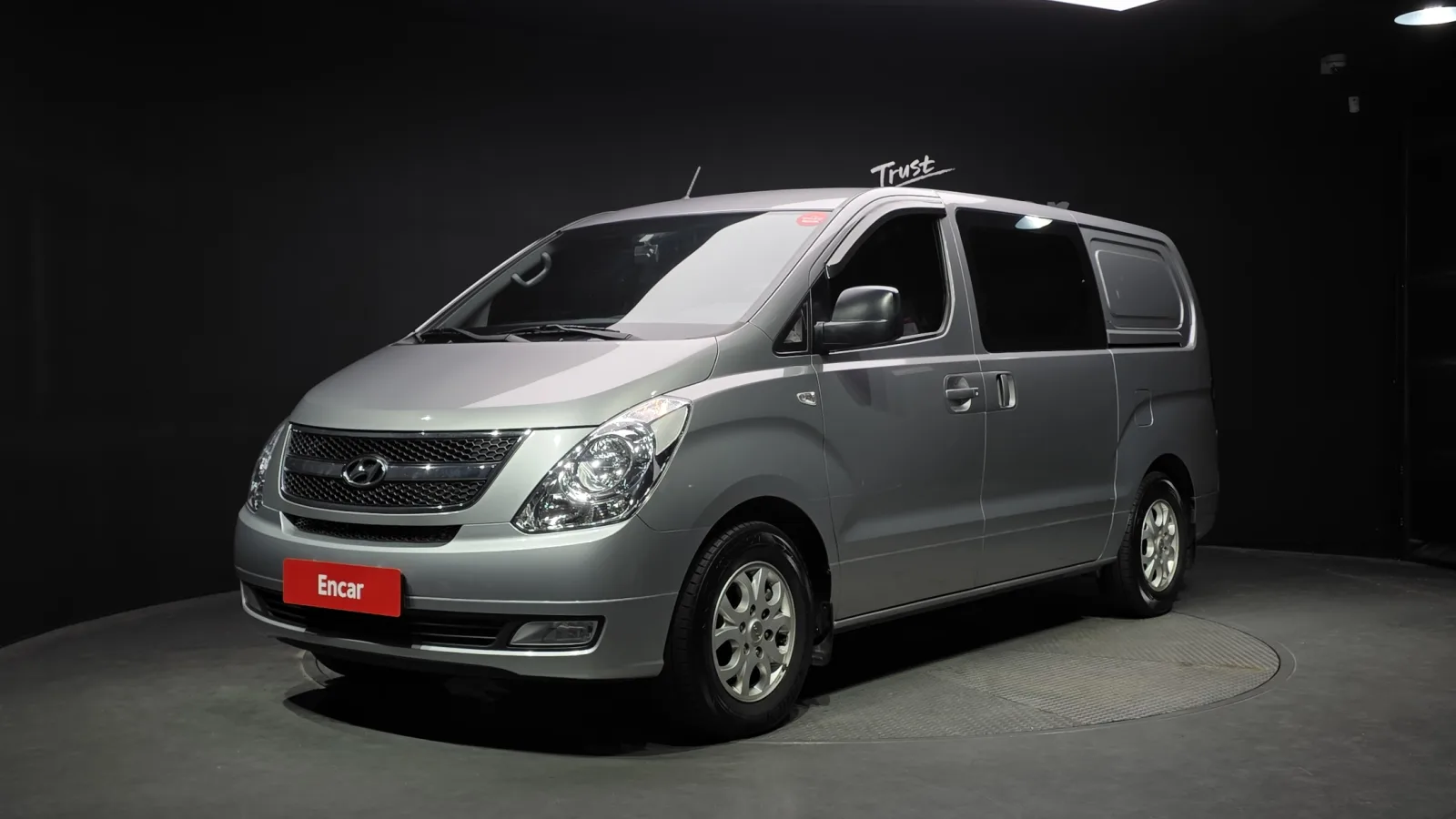 2016 Hyundai Starex