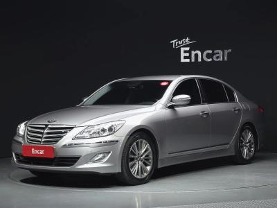 2013 Hyundai Genesis