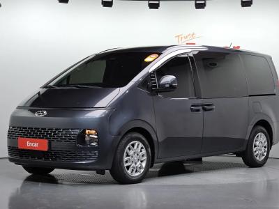2022 Hyundai Staria