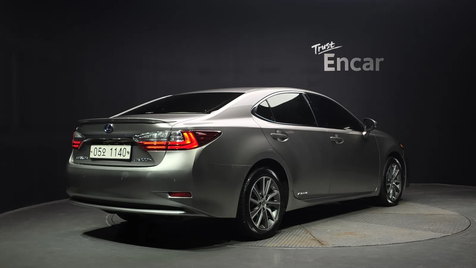 2017 Lexus ES